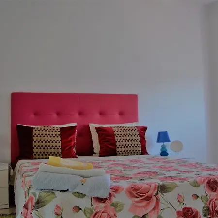 Ricardo Holidays At Ναζαρέ